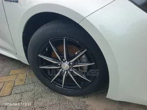 Toyota Corolla Hybrid 2026 White