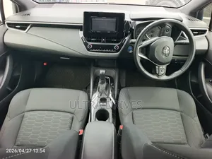 Toyota Corolla Hybrid 2026 White