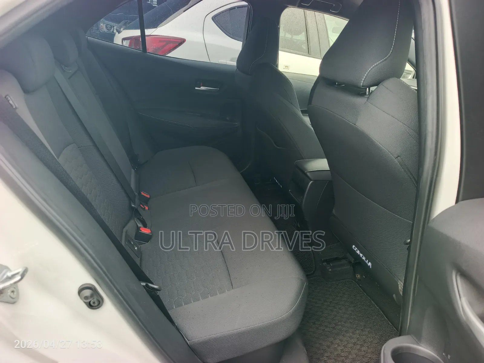 Toyota Corolla Hybrid 2026 White