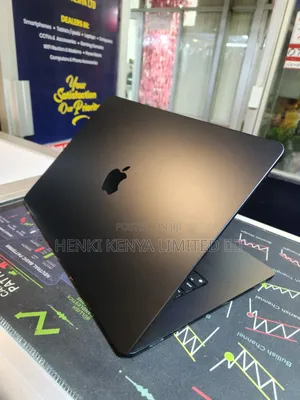 Laptop Apple MacBook Air 2024 M3 15-inch 8GB Apple M3 SSD 256GB