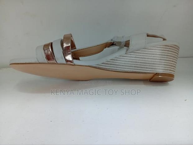 Flat Strap Sandals - thumbnail 3
