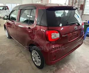 Toyota Passo 1.0 FWD 2019 Red