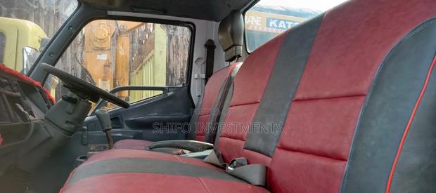 KCG Mitsubishi Fh 215 - thumbnail 6