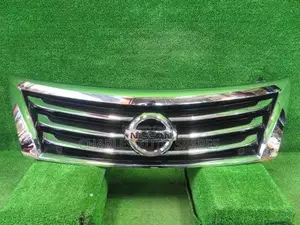 Nissan Teana Grill With Camera