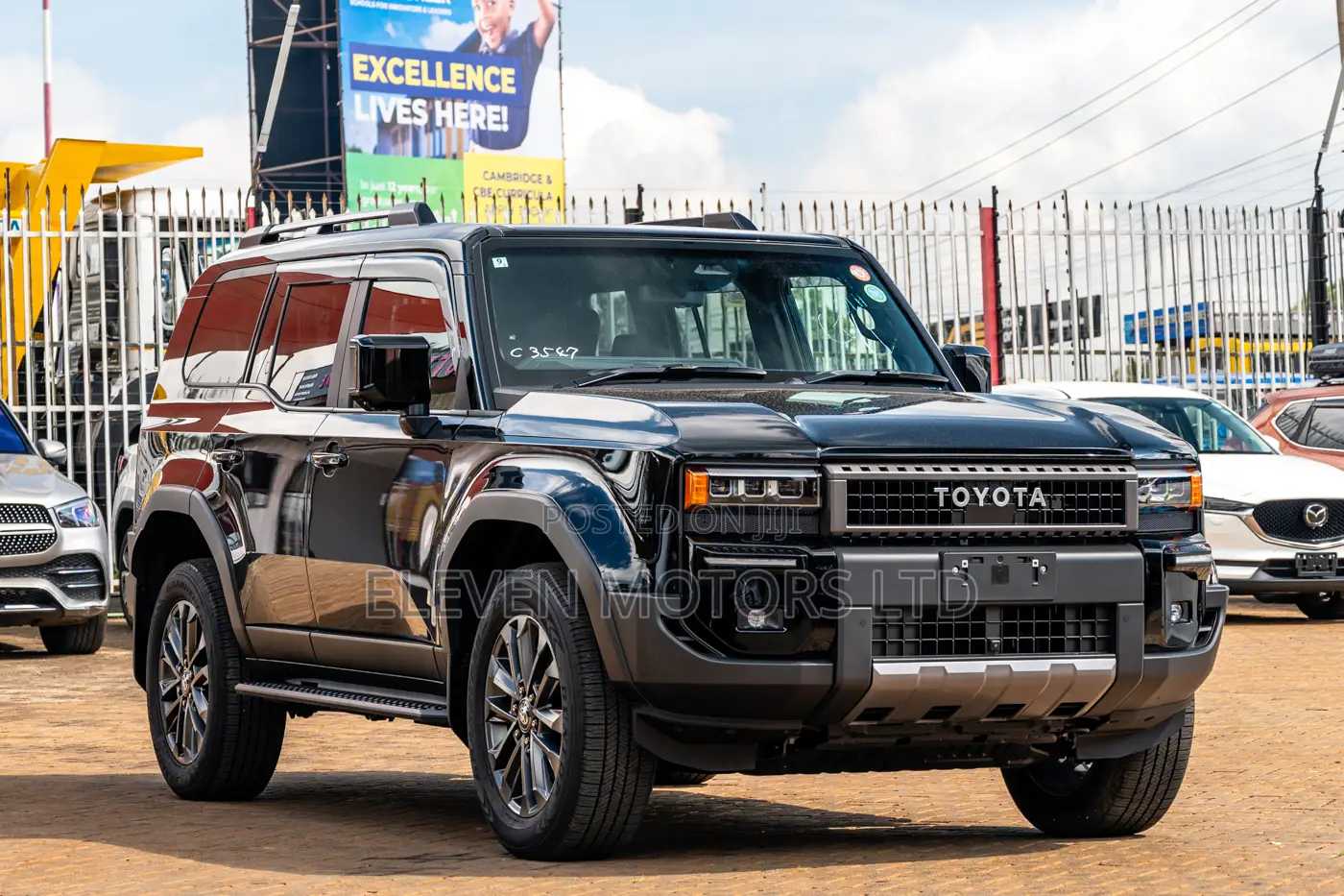 Toyota Land Cruiser Prado 2023 Black