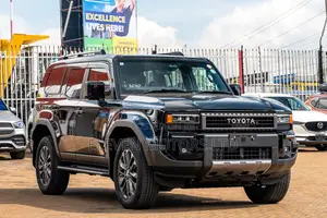 Toyota Land Cruiser Prado 2023 Black