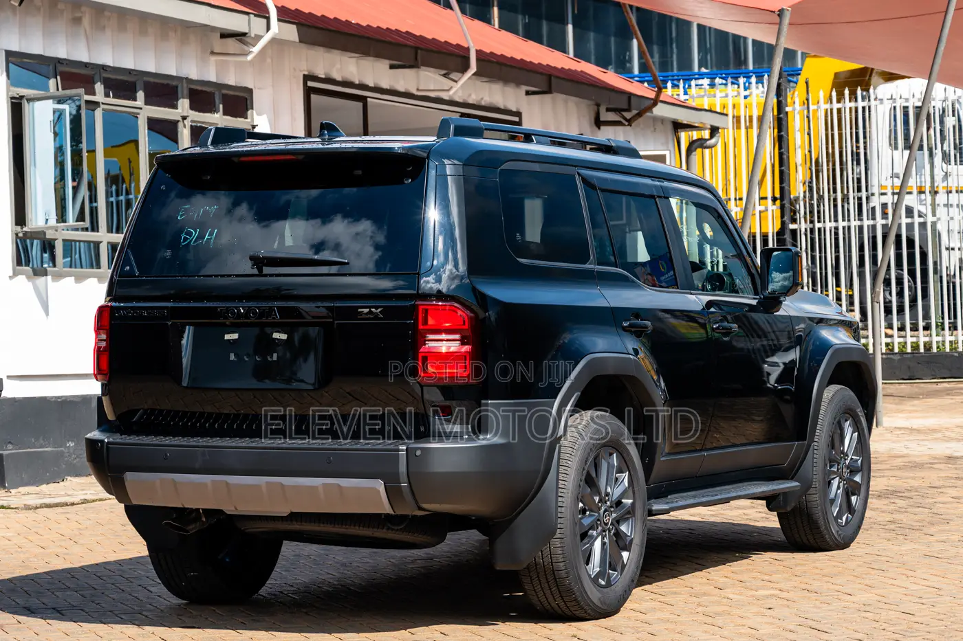 Toyota Land Cruiser Prado 2023 Black