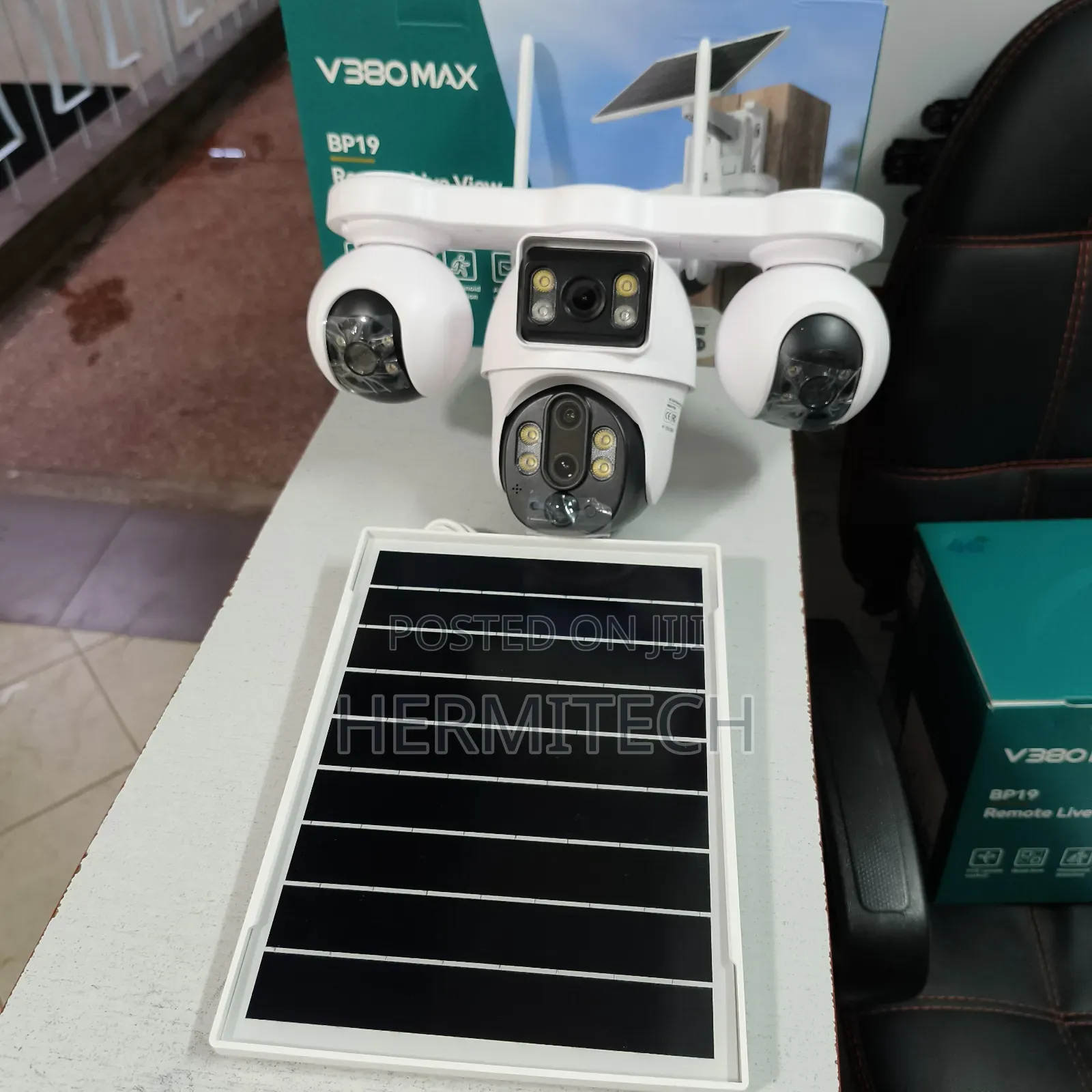 Solar Powered Outdoor CCTV Camera 4g 4lens Alarm Siren CCTV