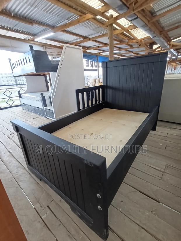 3*6 Black Durable Beds - main view