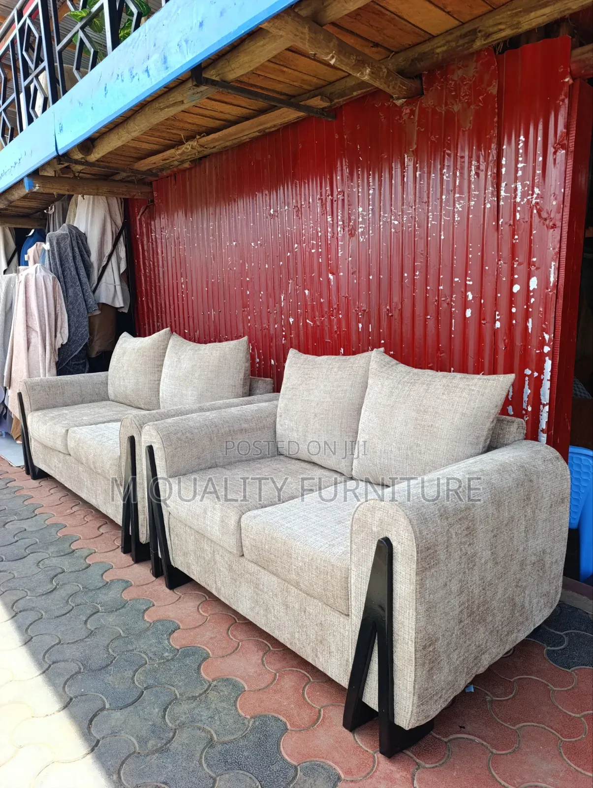 Quality Quaranteed 3-2 Sofa Set- Spacious