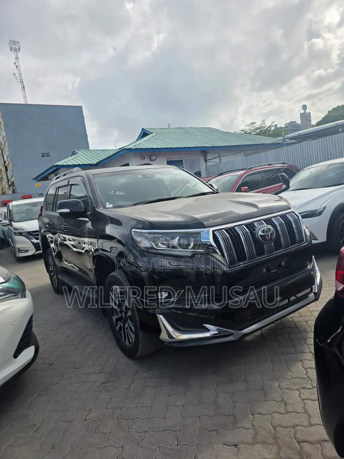 Toyota Land Cruiser Prado 2.8 2023 Black