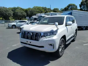 Toyota Land Cruiser Prado 2.8 2019 Pearl