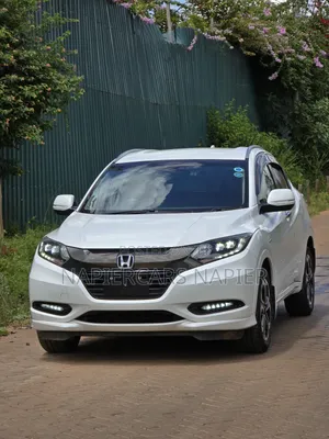 Honda Vezel 2019 White