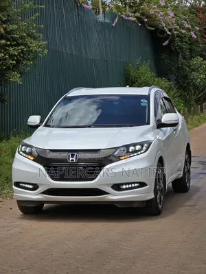 Honda Vezel 2019 White