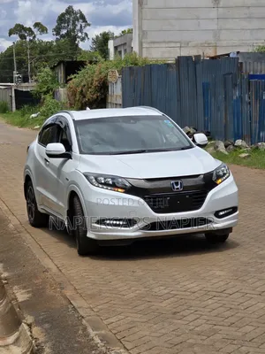 Honda Vezel 2019 White