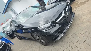 Mercedes-Benz C200 2020 Black