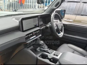 Toyota Land Cruiser Prado 2.8 2025 White
