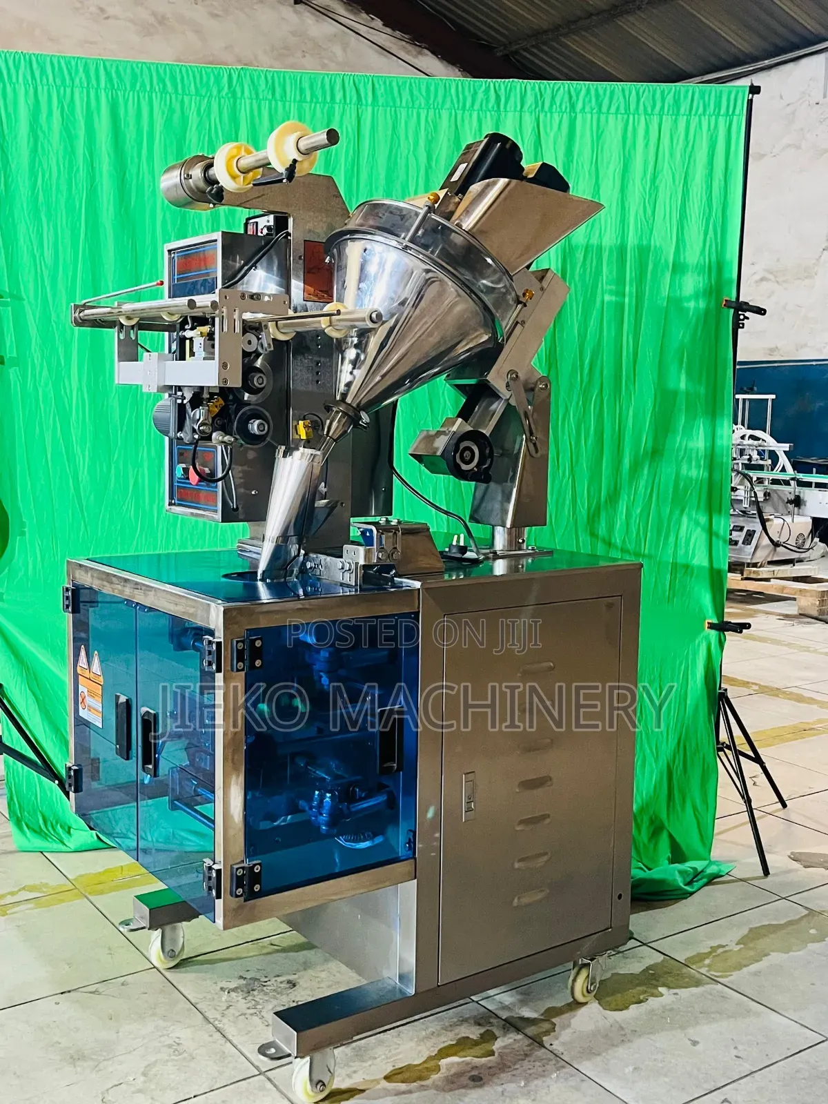4-Side Sealing Powder Packing Machine | Automatic Sachet Packing