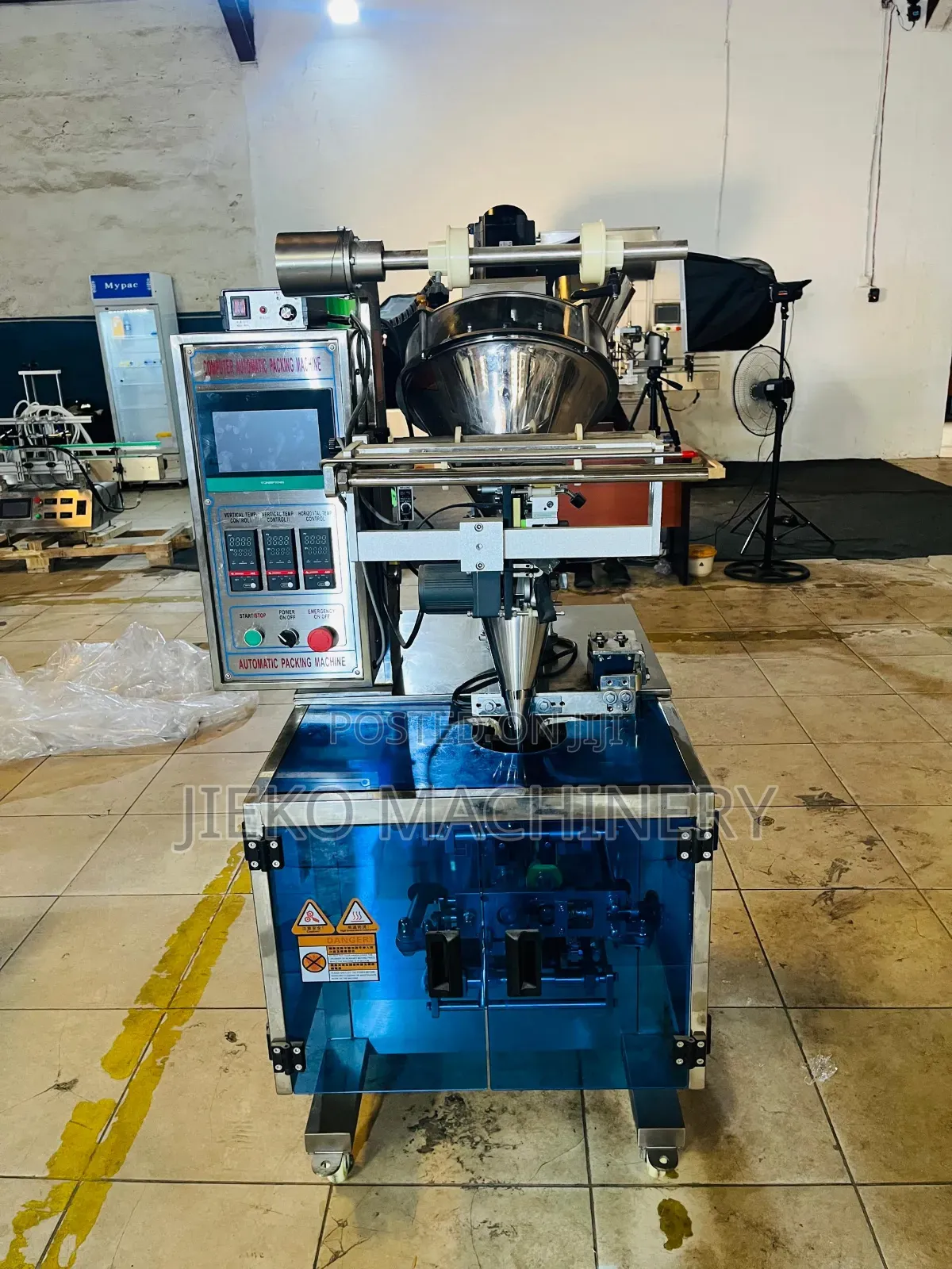 4-Side Sealing Powder Packing Machine | Automatic Sachet Packing