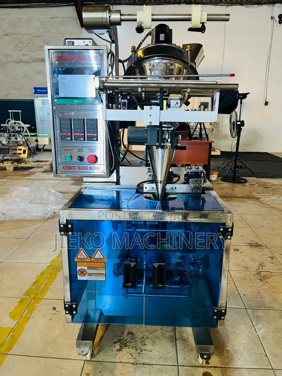 4-Side Sealing Powder Packing Machine | Automatic Sachet Packing