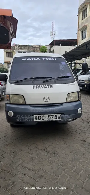 Mazda B-series 2014 White