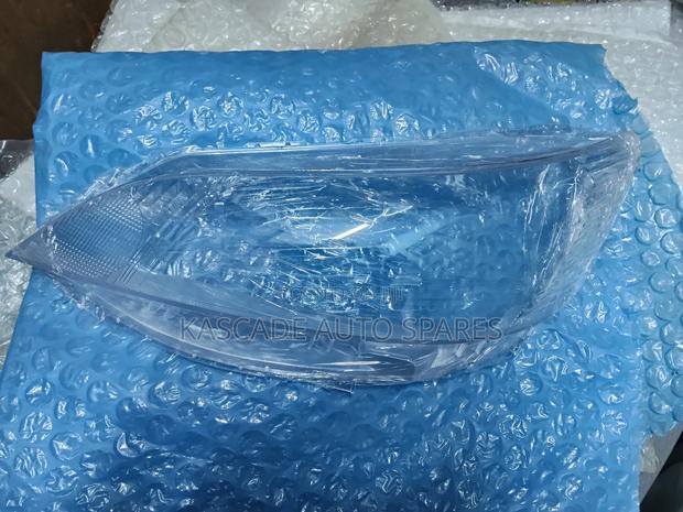 Nissan Vannette Nv 200 Headlight Lens