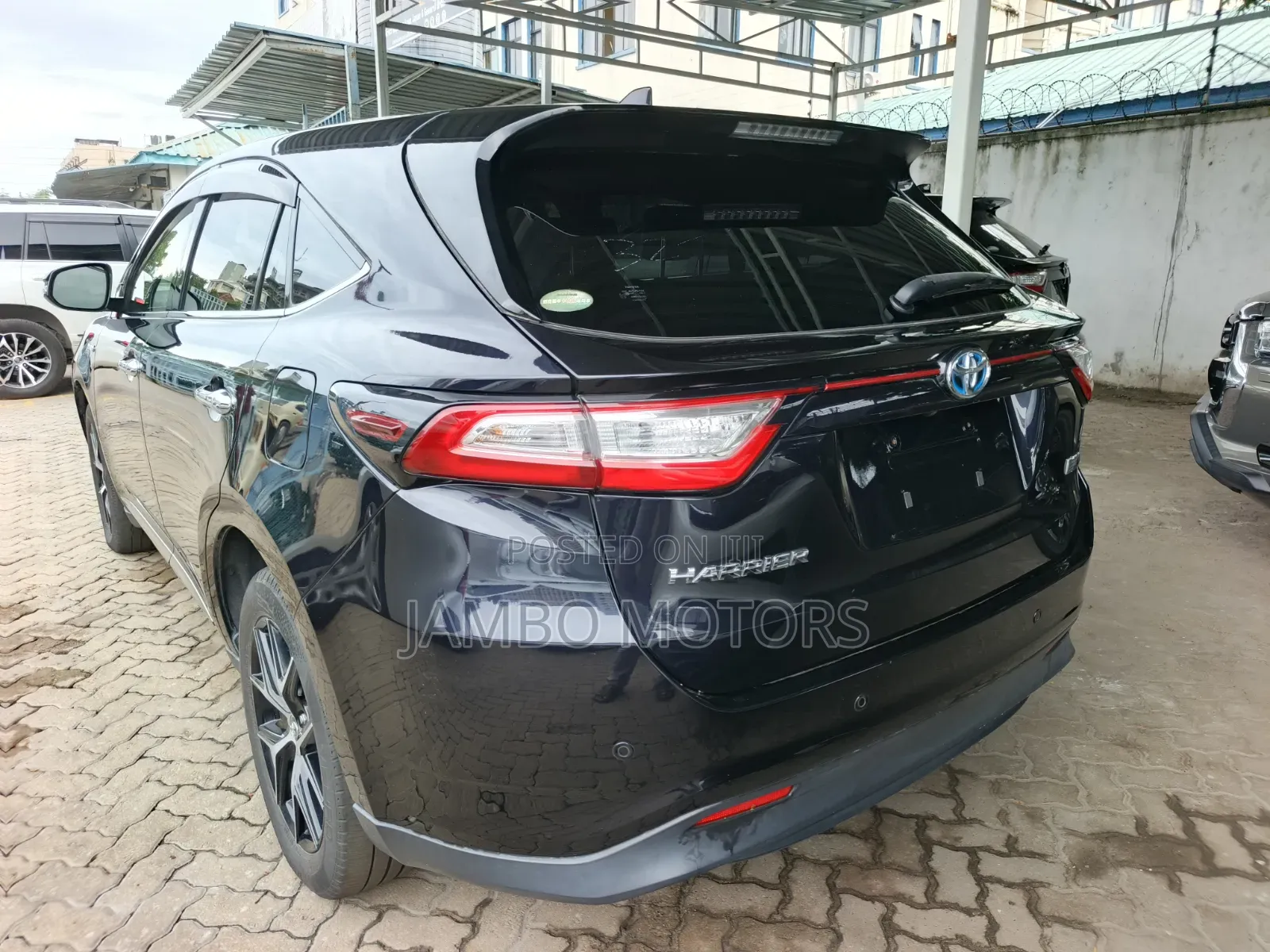 Toyota Harrier 2.5 Hybrid 4WD 2019 Purple