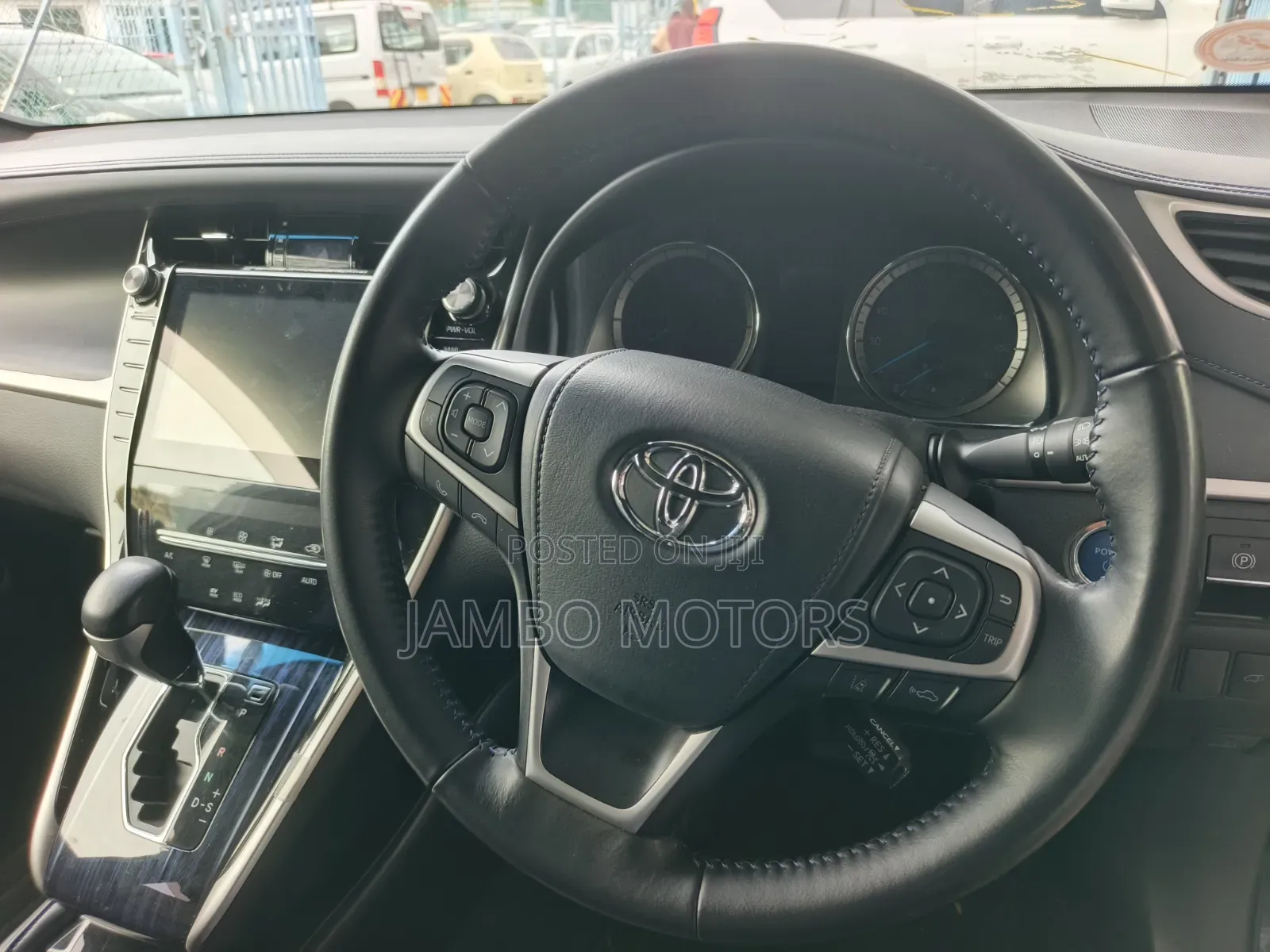 Toyota Harrier 2.5 Hybrid 4WD 2019 Purple