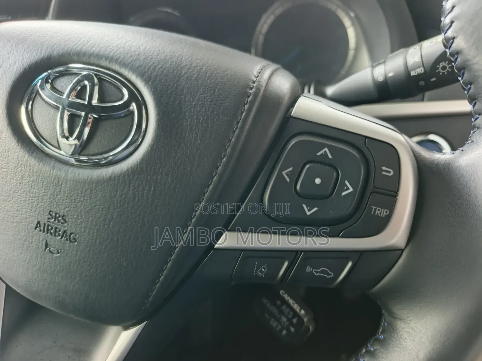 Toyota Harrier 2.5 Hybrid 4WD 2019 Purple