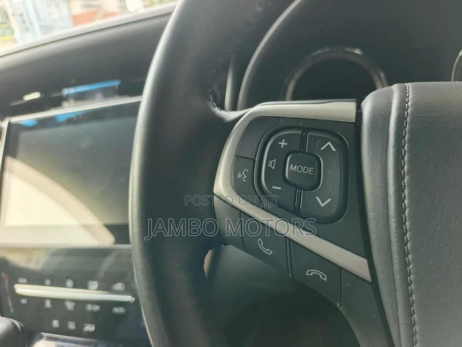 Toyota Harrier 2.5 Hybrid 4WD 2019 Purple