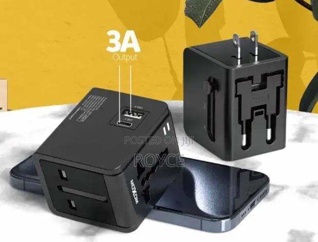 Moxom Universal Adapter - thumbnail 3