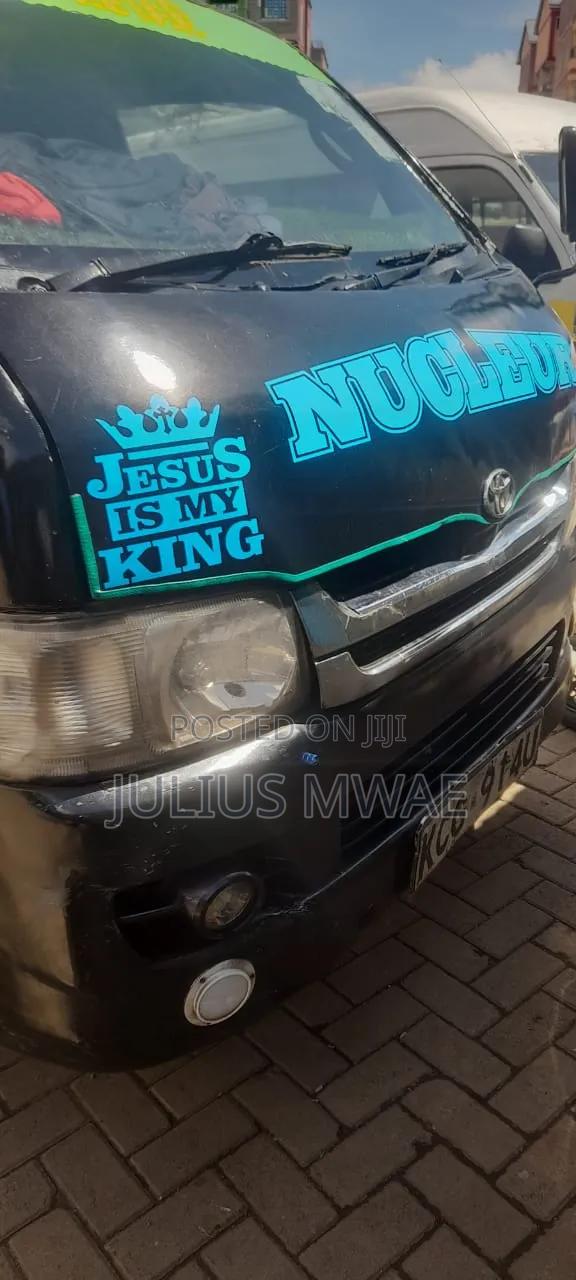 Toyota HiAce 2012 Black