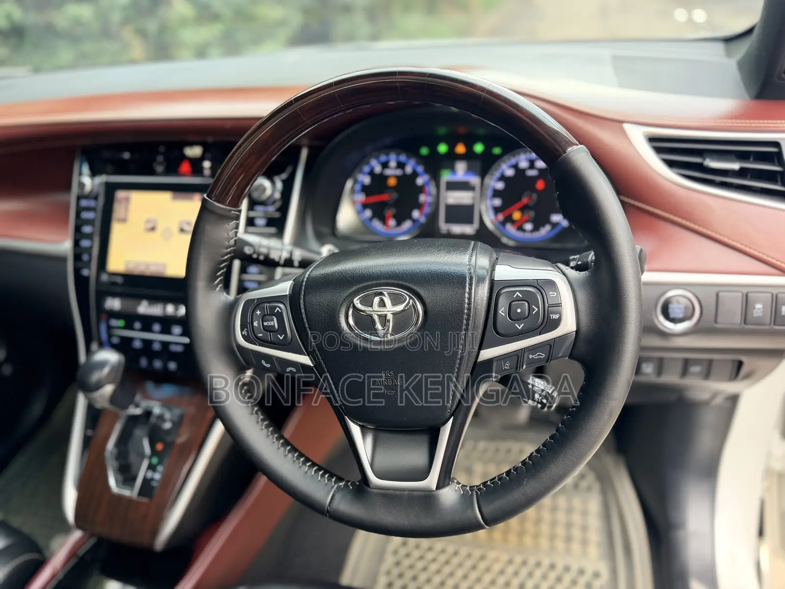 Toyota Harrier 2.0 2017 White