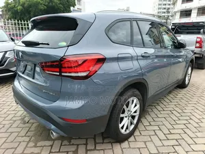 BMW X1 sDrive28i FWD 2020
