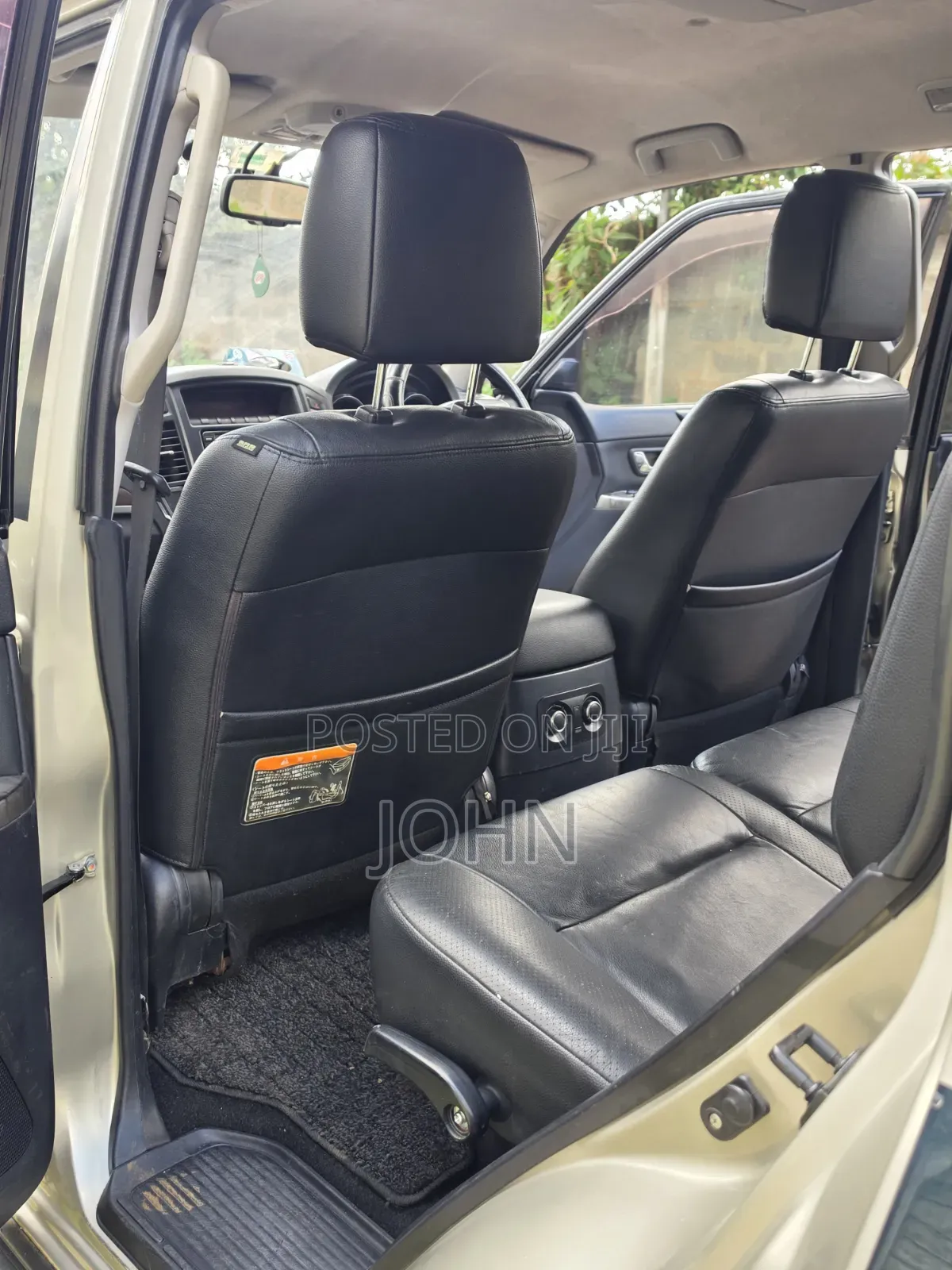 Mitsubishi Pajero 3.2 Di-Dc GLS 2012 Gold