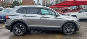 Volkswagen Tiguan 2019 Beige