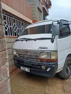 Toyota HiAce 1999 White