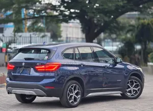 BMW X1 sDrive28i FWD 2019 Blue