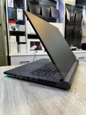 Laptop Asus ROG Strix G17 32GB Intel Core i9 SSD 1T