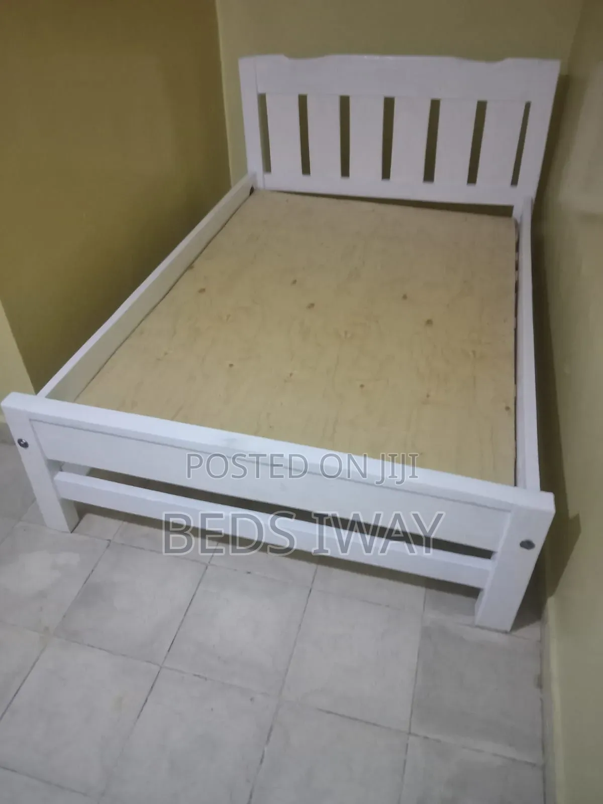 Guest Bed 4x6 White