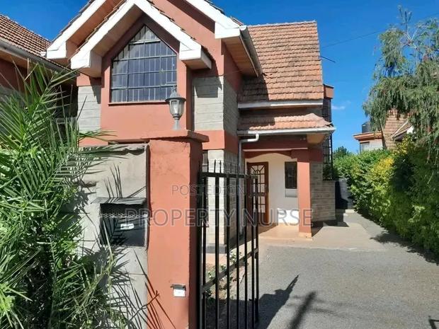 4bdrm Mansion in Gateway Mall Area for sale