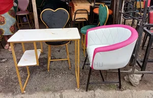 Multicoloured Chic Parlour Set