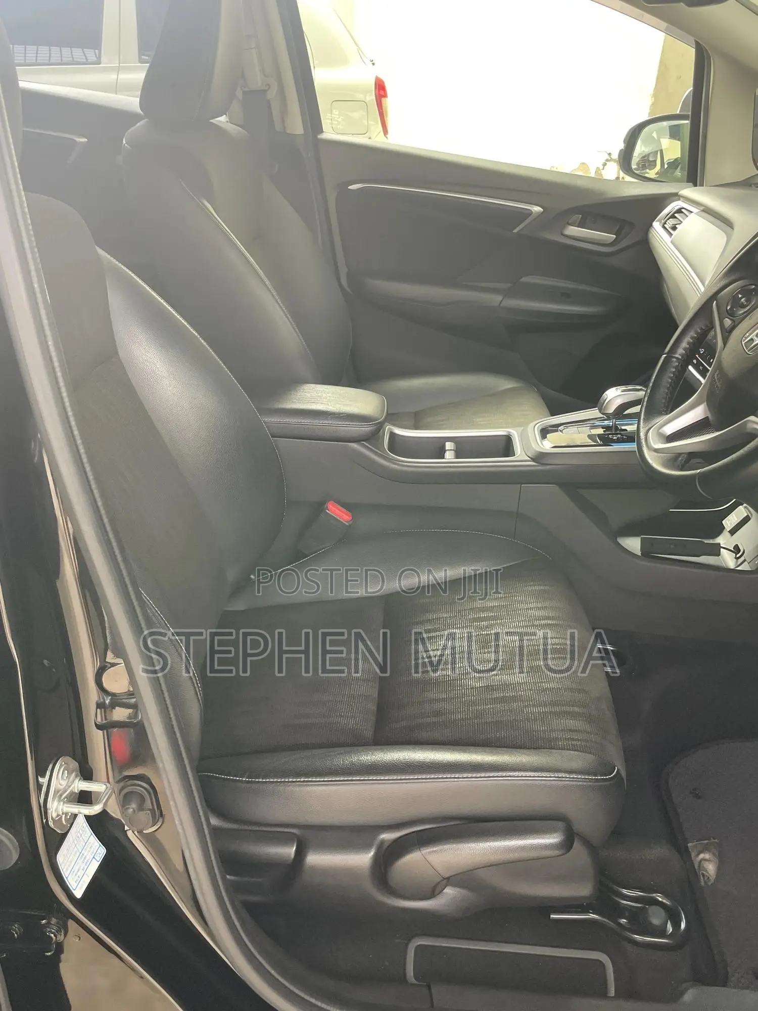 Honda Fit Shuttle 1.5 Hybrid 2WD 2020 Black