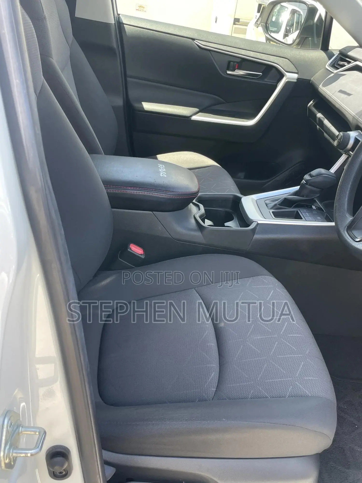 Toyota RAV4 Adventure 2019 White