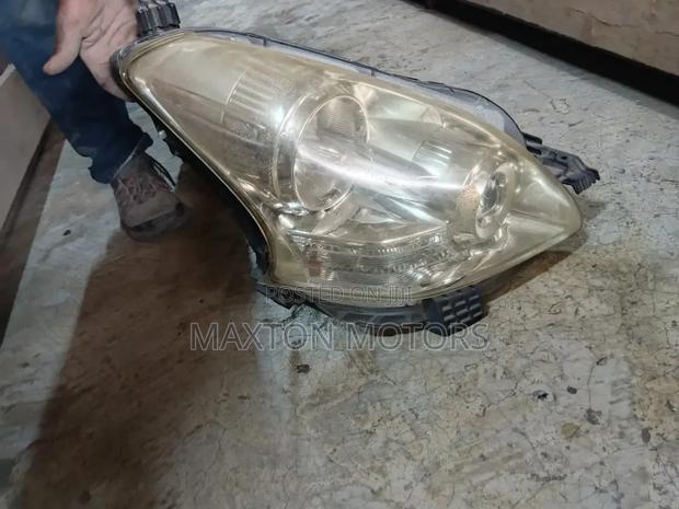 Toyota Ractis Headlight 2008 Version