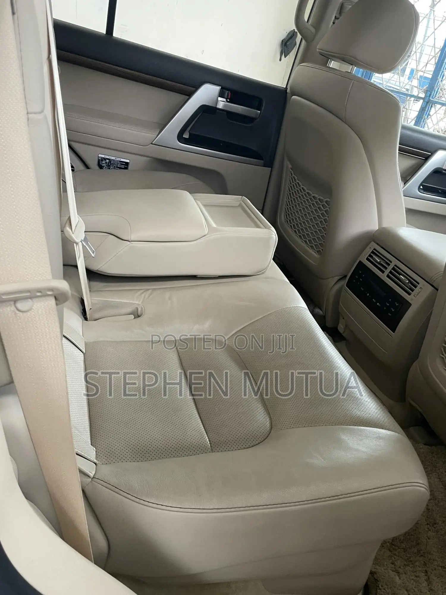 Toyota Land Cruiser 4.6 V8 ZX 2020 White