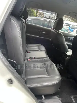 Nissan X-Trail 2.0 Petrol AWD 2019 White