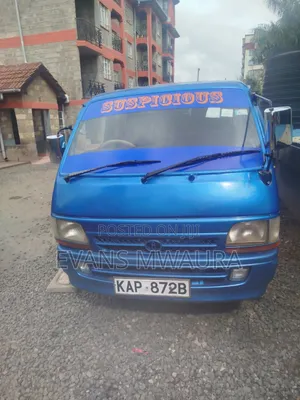 Toyota Grand HiAce 1991 White