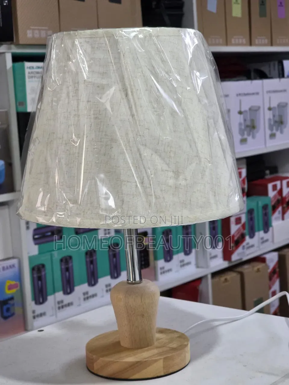 Creative Led Solid Wood Fabric Table Lamp