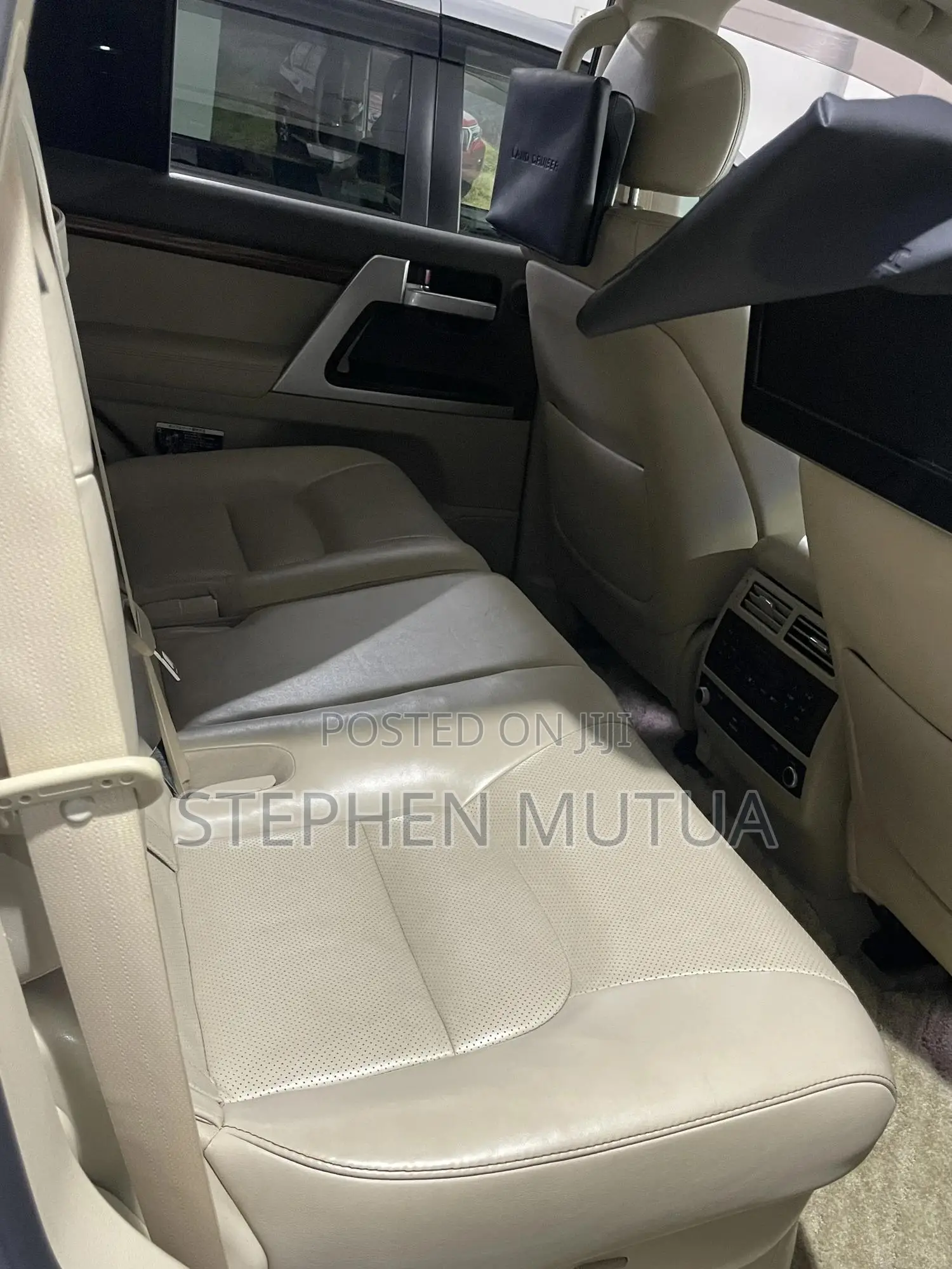 Toyota Land Cruiser 4.6 V8 ZX 2017 White